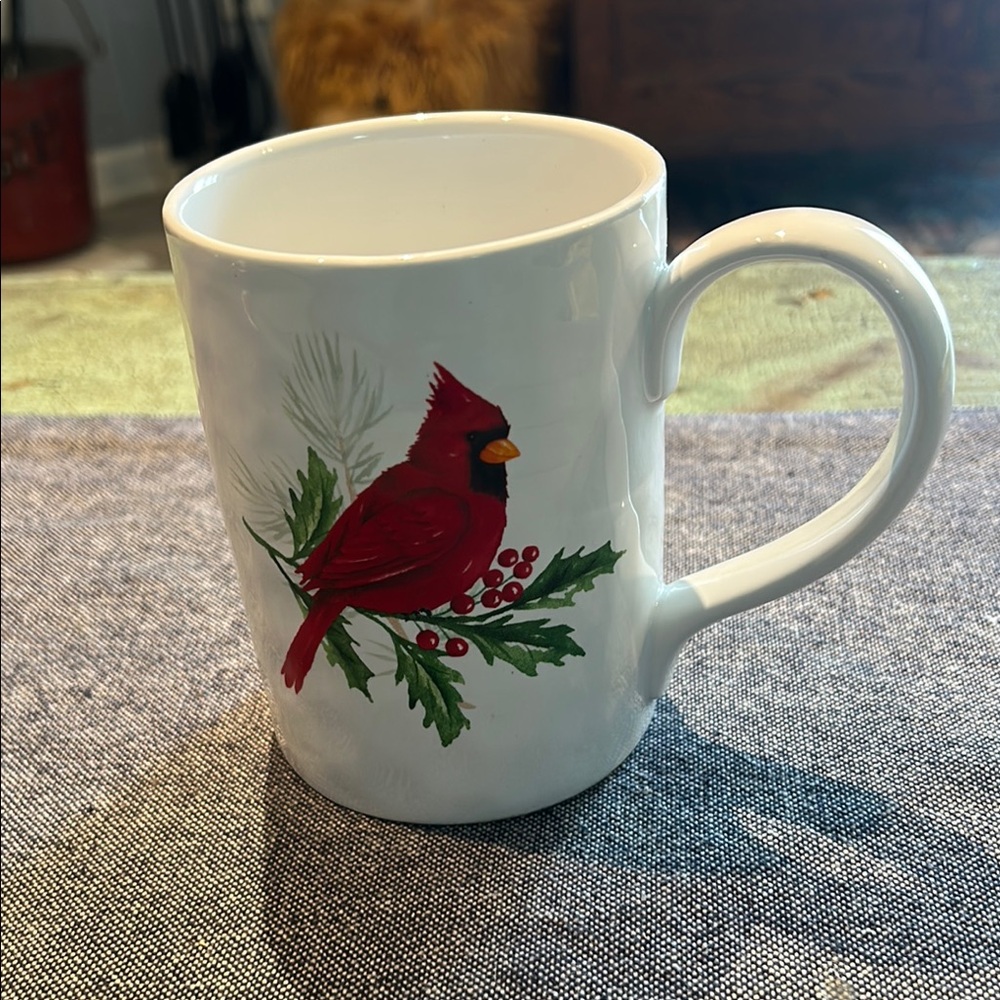 Burton+Burton CARDINAL PERCHED ON HOLLY MUG